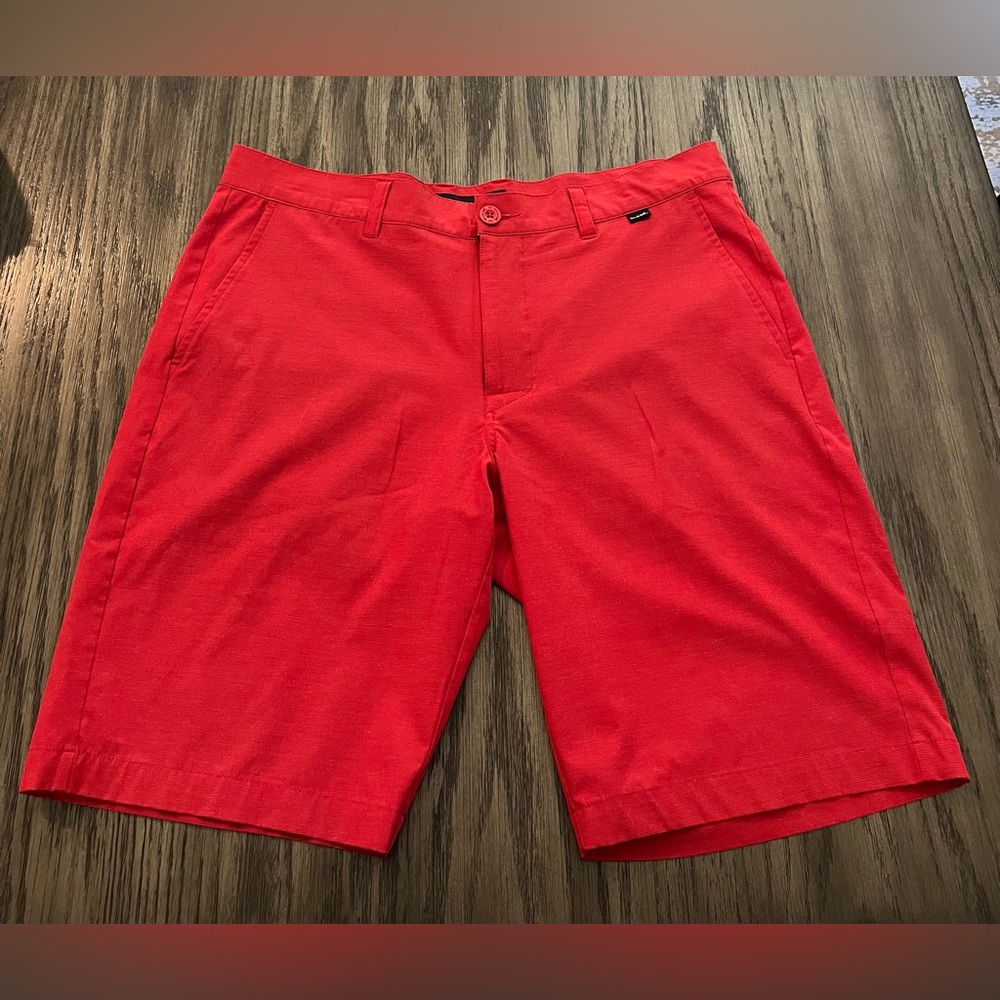 Travis Mathew Shorts Mens 34 Heather Red Golf Tech Performance Casual!
